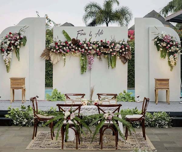 Inspirasi Dekorasi Pernikahan Outdoor Rumah Pengantin Dinda